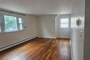 19 Knoble Pl 2nd Floor, Hawthorne, NJ 07506 - Photo 6