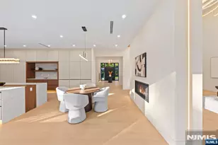236 Woodcrest Ave, Paramus, NJ 07652 - Photo 26