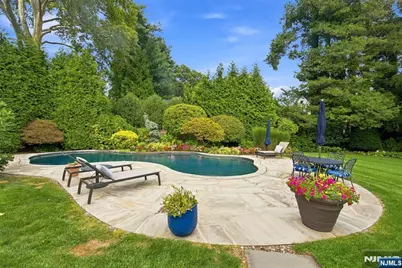 295 Hamilton Avenue, Glen Rock, NJ 07452 - Photo 4