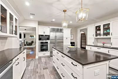 295 Hamilton Avenue, Glen Rock, NJ 07452 - Photo 16