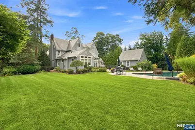 295 Hamilton Avenue, Glen Rock, NJ 07452 - Photo 8