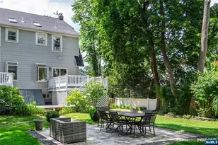 241 Hope St, Ridgewood, NJ 07450 - Photo 28