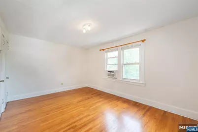 241 Hope Street, Ridgewood, NJ 07450 - Photo 16