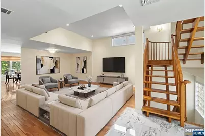 376 Kenwood 9 #9, Englewood, NJ 07631 - Photo 1