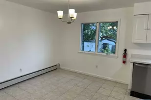 19 Leo Pl 1, Lodi, NJ 07644 - Photo 6