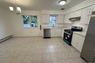19 Leo Pl 1, Lodi, NJ 07644 - Photo 10