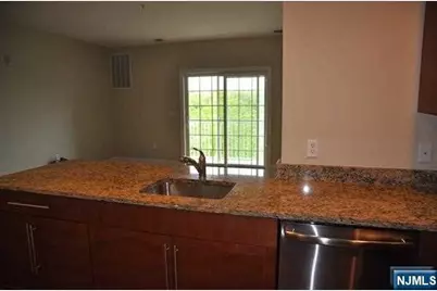 1303 Windsor Park 303 #303, Englewood, NJ 07631 - Photo 6