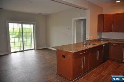 1303 Windsor Park 303 #303, Englewood, NJ 07631 - Photo 2