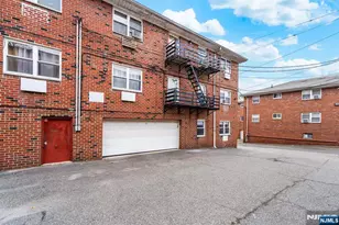 313 Grantwood Blvd 5, Palisades Park, NJ 07650 - Photo 2