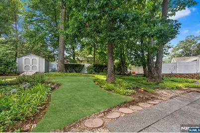 168 Rafkind Road, Bloomingdale, NJ 07403 - Photo 22