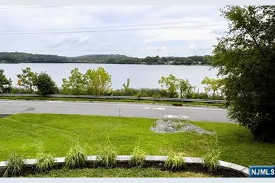 72 Koclas Drive, Netcong, NJ 07857 - Photo 6