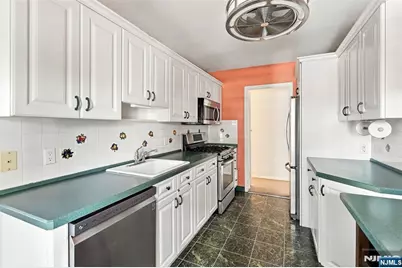 280 Prospect Avenue 9B #9B, Hackensack, NJ 07601 - Photo 10