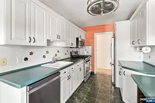 280 Prospect Ave 9B, Hackensack, NJ 07601 - Photo 10
