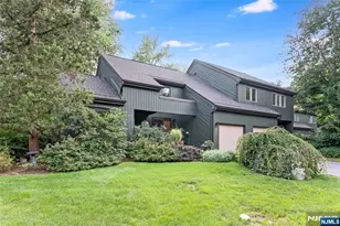 5 Carla Ct, Morristown, NJ 07960 - Photo 2