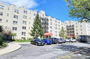 2205 Central Road D1, Fort Lee, NJ 07024 - Photo 1