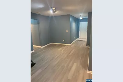 960 Main Street 5 #5, Hackensack, NJ 07601 - Photo 4
