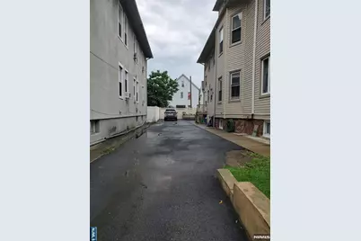 71 Aycrigg Avenue, Passaic, NJ 07055 - Photo 22