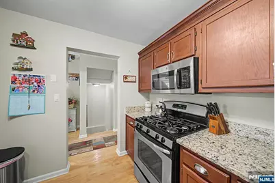 42 Hickory Way 4004 #4004, Mount Arlington, NJ 07856 - Photo 8