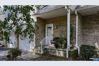 58 Parkside Court, Wayne, NJ 07470 - Photo 1