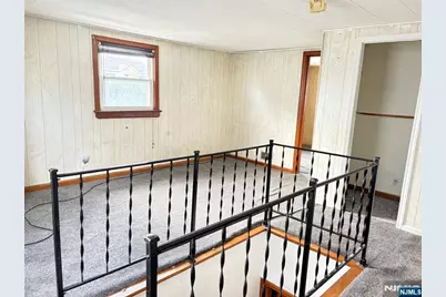 218 Pandolfi Avenue, Secaucus, NJ 07094 - Photo 12