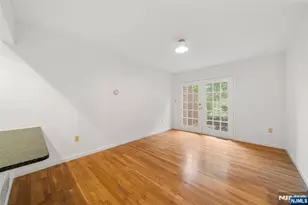 8 Beacon Hill, Pompton Lakes, NJ 07442 - Photo 6