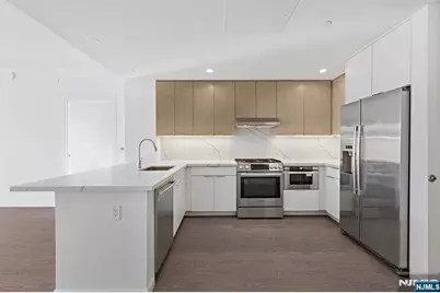143 Old River Road 606 #606, Edgewater, NJ 07020 - Photo 4