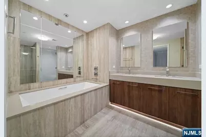 1200 Ave At Port Imperial 603 #603, Weehawken, NJ 07086 - Photo 18