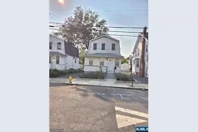 195 Kerrigan Boulevard, Newark, NJ 07106 - Photo 1