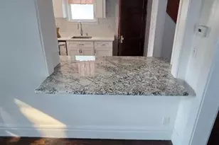 195 Kerrigan Blvd, Newark, NJ 07106 - Photo 8