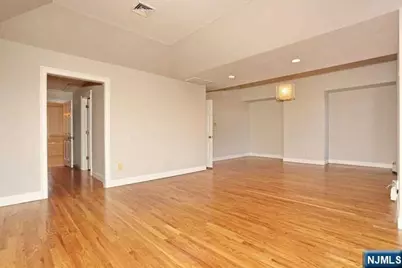 14 Kensington 14 #14, Tenafly, NJ 07670 - Photo 34
