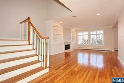 14 Kensington 14 #14, Tenafly, NJ 07670 - Photo 6