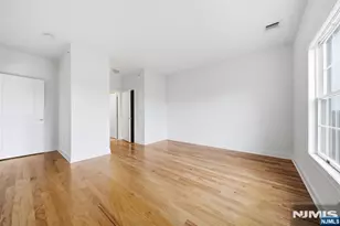 3404 Windsor Park Ct, Englewood, NJ 07631 - Photo 10
