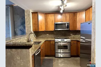 6508 City Place, Edgewater, NJ 07020 - Photo 6