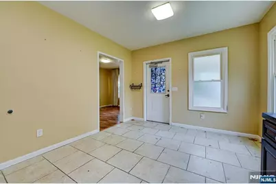 138 Hamburg Turnpike, Bloomingdale, NJ 07403 - Photo 10