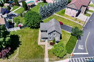 138 Hamburg Turnpike, Bloomingdale, NJ 07403 - Photo 22