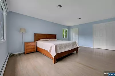 51 Burnwood Lane, Upper Saddle River, NJ 07458 - Photo 32