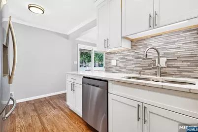 187 Kent Street, Hackensack, NJ 07601 - Photo 10