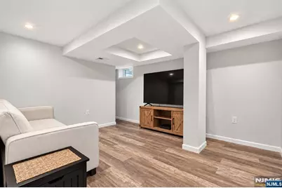 187 Kent Street, Hackensack, NJ 07601 - Photo 20