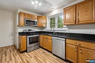 12 Mountain Ave 19, Montclair, NJ 07042 - Photo 6