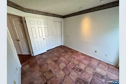 29 Krinsky Court, Mahwah, NJ 07430 - Photo 16