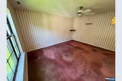 29 Krinsky Court, Mahwah, NJ 07430 - Photo 12