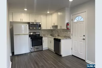 133 Melrose Avenue 1 #1, North Arlington, NJ 07031 - Photo 2