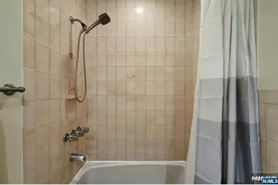9039 Palisade Avenue 4 #4, North Bergen, NJ 07047 - Photo 14