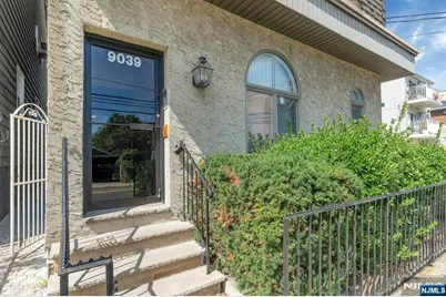 9039 Palisade Avenue 4 #4, North Bergen, NJ 07047 - Photo 2