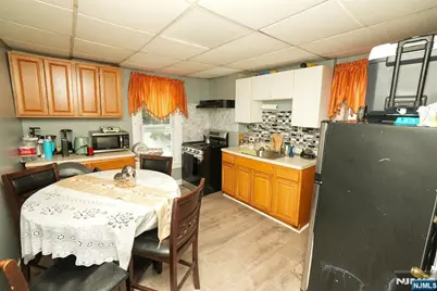 55 Winthrop Street, Newark, NJ 07104 - Photo 12