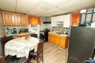 55 Winthrop St, Newark, NJ 07104 - Photo 12