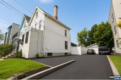 55 Winthrop Street, Newark, NJ 07104 - Photo 4