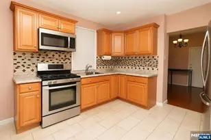55 Winthrop St, Newark, NJ 07104 - Photo 8