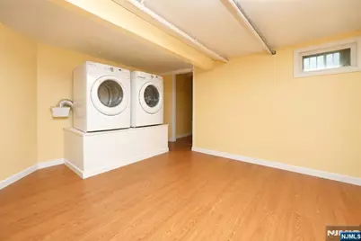 55 Winthrop Street, Newark, NJ 07104 - Photo 18