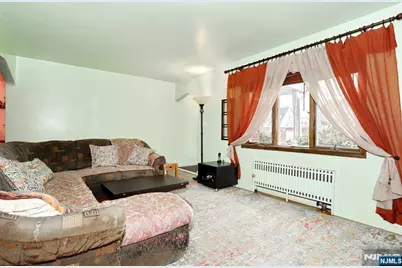 12 Margaret Court, Fair Lawn, NJ 07410 - Photo 6